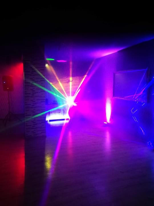 Laserové efekty